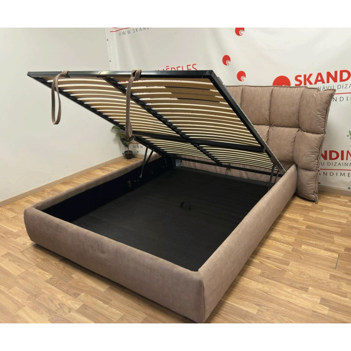 Bed CESENA (160 x 200cm) (Exposition)